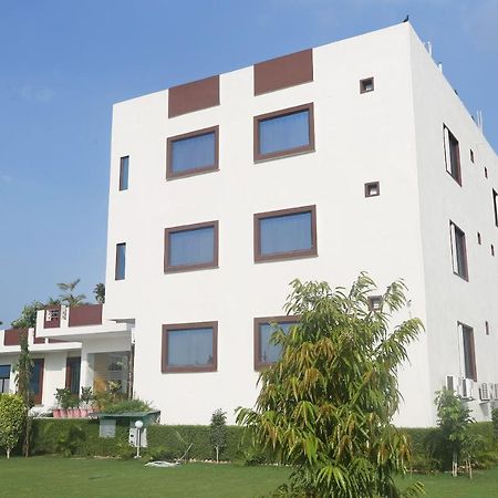 Oyo 18301 Hotel A-One Alwar Eksteriør billede