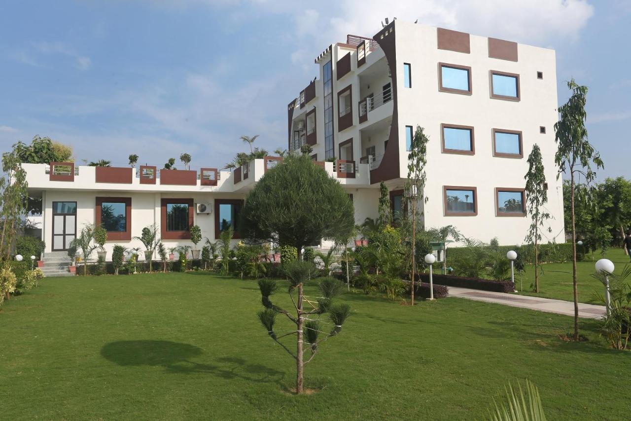 Oyo 18301 Hotel A-One Alwar Eksteriør billede
