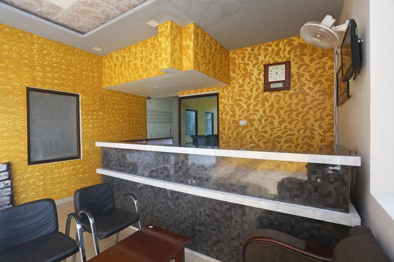 Oyo 18301 Hotel A-One Alwar Eksteriør billede