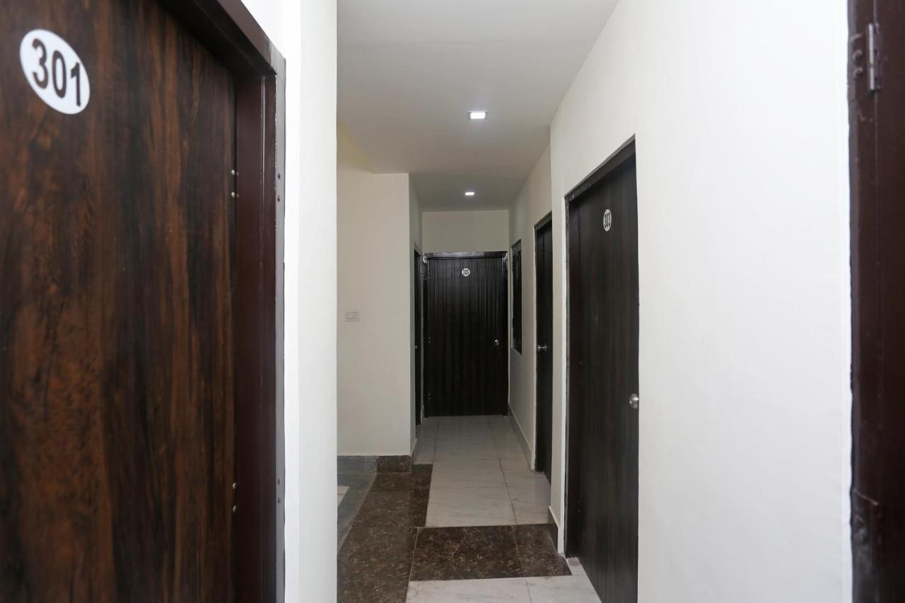 Oyo 18301 Hotel A-One Alwar Eksteriør billede