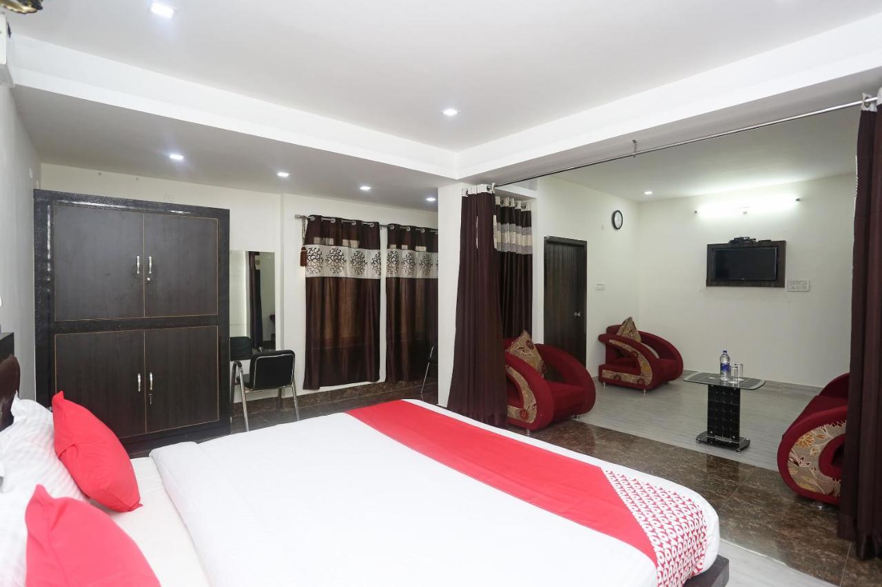 Oyo 18301 Hotel A-One Alwar Eksteriør billede